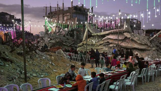 Arab Saudi Buat Dapur Pusat di Gaza, Ada 24.000 Makanan Harian saat Ramadan