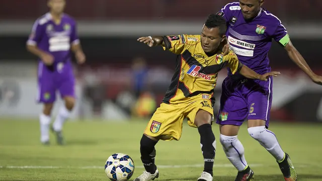 Persita VS Mitra Kukar