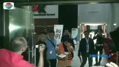 Ketiga tersangka terkena OTT KPK terkait hadiah atau janji terhadap penegak hukum.