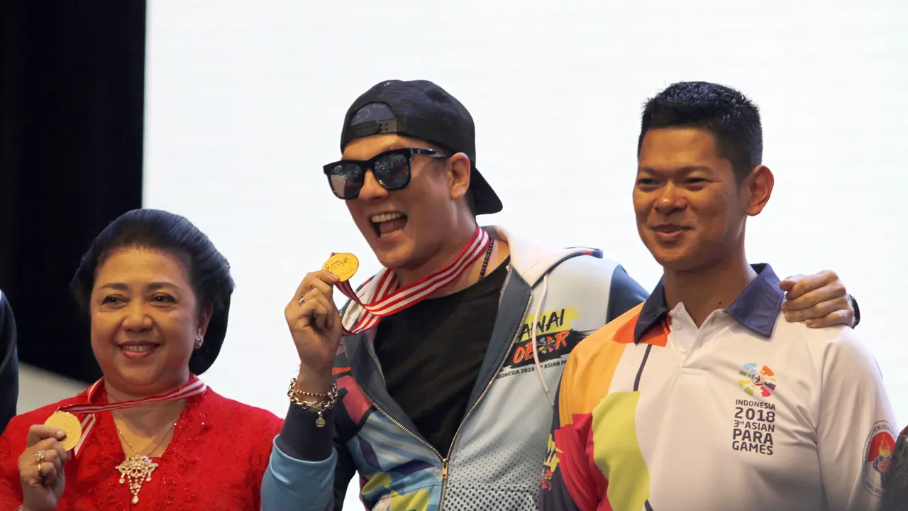 Bertrand Antolin Membawa Lentera Asian Para Games