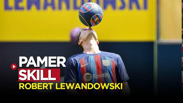 Berita video momen pengenalan Robert Lewandowski di Barcelona yang membuat heboh para fans