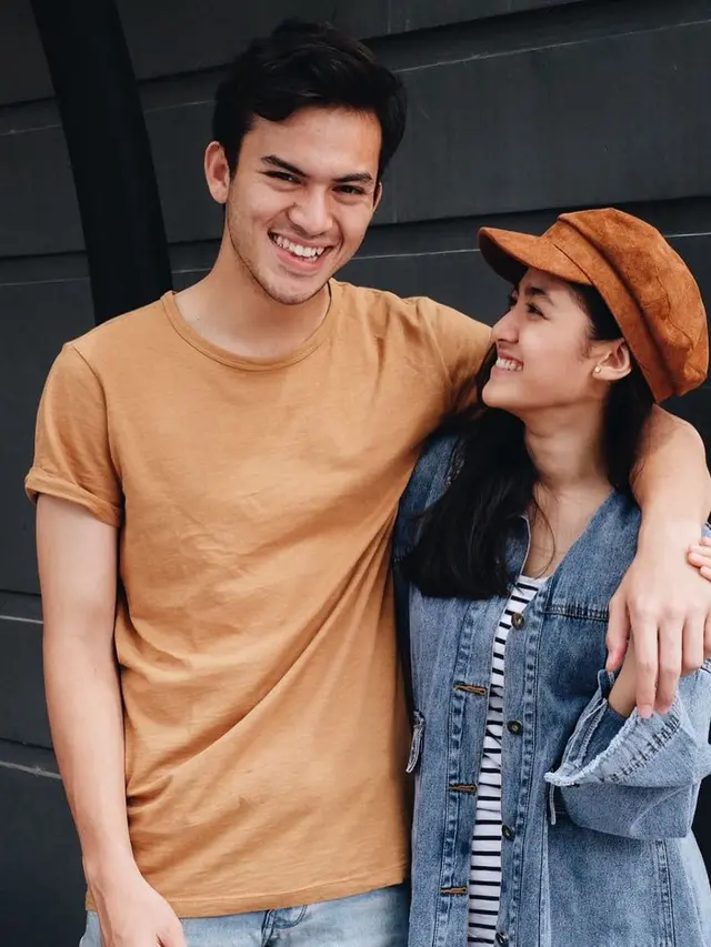 Dikira Pacaran, Persahabatan 14 Seleb Cewek dan Cowok Ini Kompak Banget