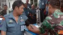 Citizen6, Surabaya: Kadisdikal Laksamana Pertama TNI Asep Burhanudin memberikan pembekalan kepada 308 orang calon siswa Pendidikan Pebentukan Bintara Singkat (Diktubakat) T.A 2012, Kamis (9/5). (Pengirim: Penkobangdikal)