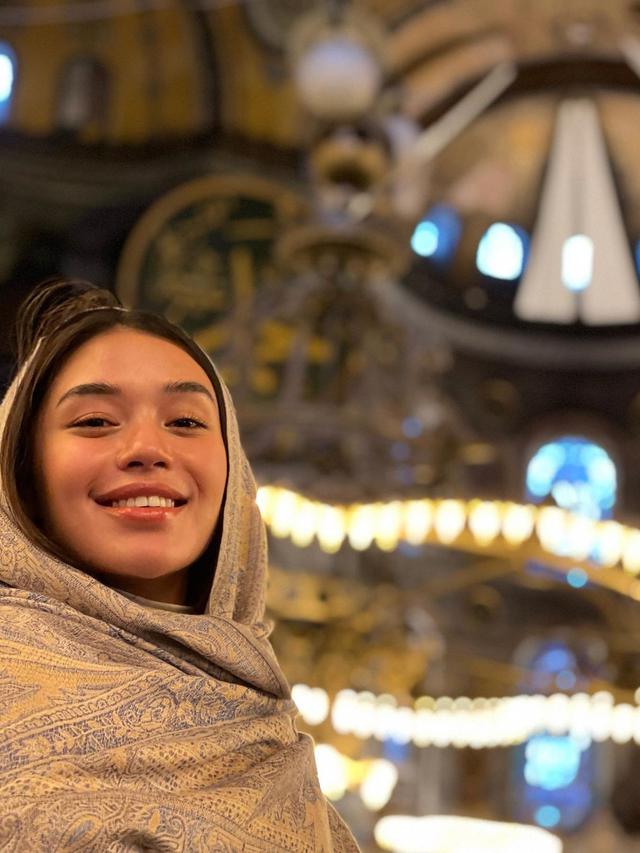 7 Potret Lula Lahfah, Selebgram yang Dituding Khianati Mendiang Laura Anna