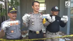 Di Madiun, sebuah rumah digerebek Polisi dan BPOM karena terbukti memproduksi obat tanpa ijin.