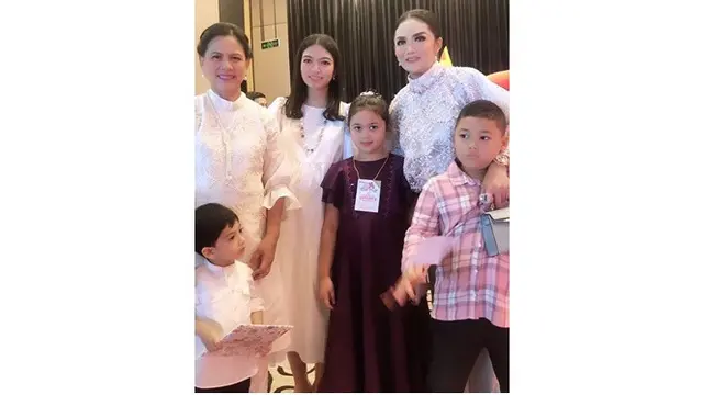 Menantu Presiden Jokowi Hamil Anak Kedua, Ini 5 Potret Terbaru Selvi Ananda