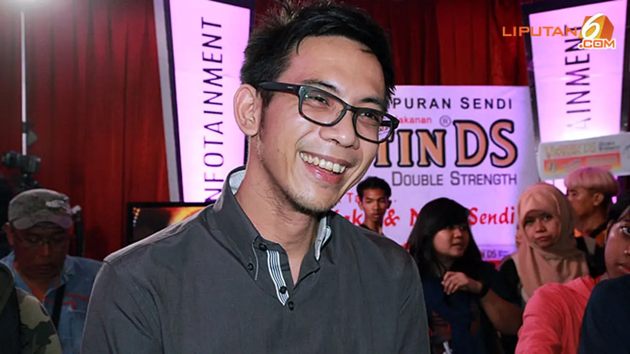 david-noah-smile-130213b.jpg