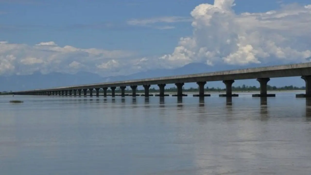 Jembatan Dhola Sadiya menghubungkan negara bagian Arunachal Pradesh dan Assam