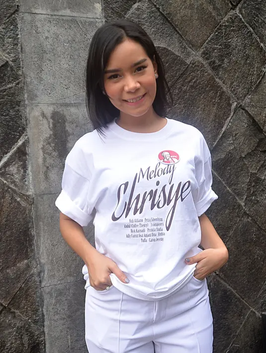 Dalam album kompilasi ini diisi oleh Vidi Aldiano (Aku Cinta Dia), Petra Sihombing (Pagi), Abdul 'Coffee Theory' (Untukmu), Adly Fairuz & Anjani Dina, 3 Compusers, Calvin Jeremi, Tuffa, Black Karnadi, Psikila Shafia, dan Andita. (Deki Prayoga/Bintang.com)