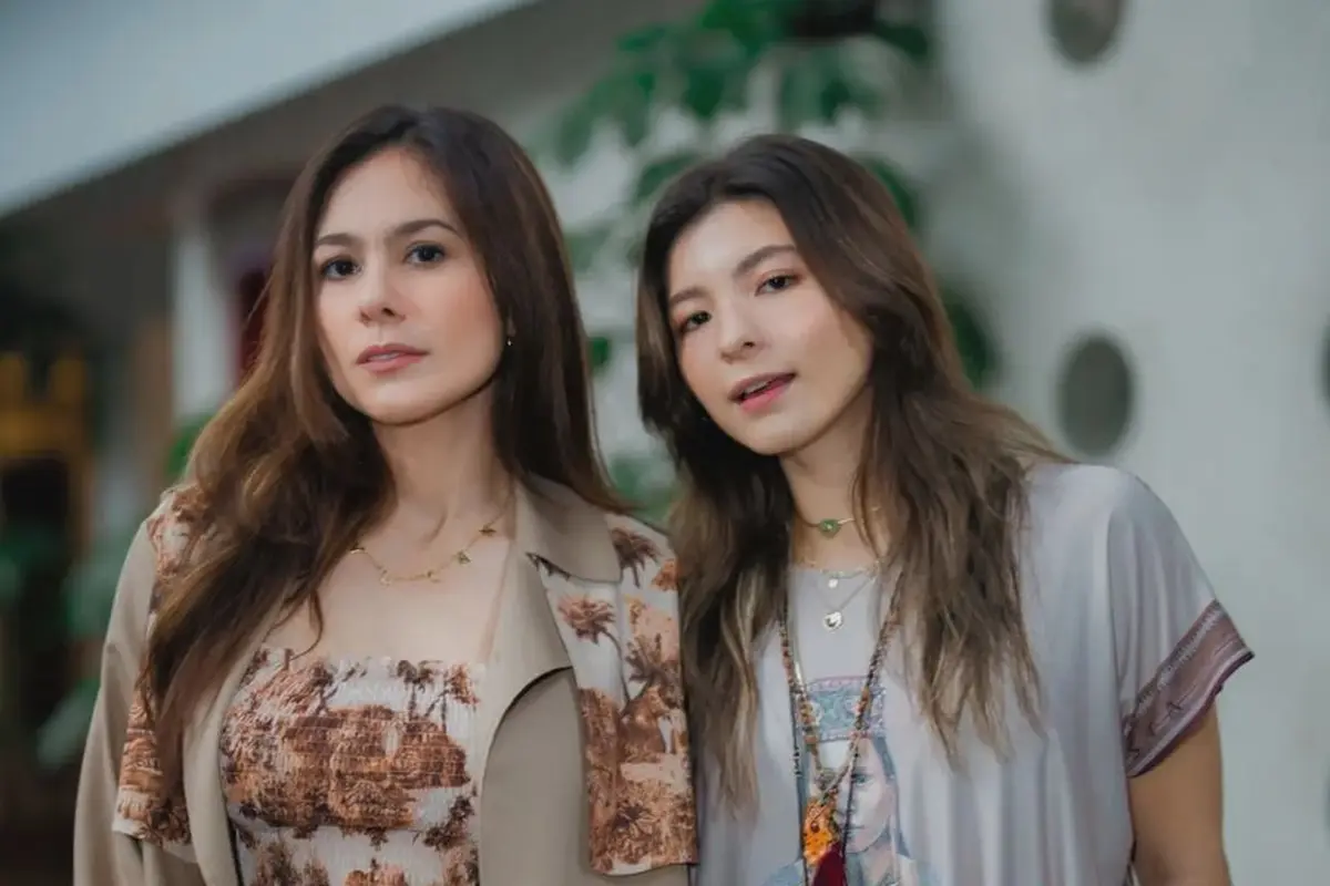 Sudah Punya Anak Remaja, 7 Artis Ini Tetap Terlihat Awet Muda