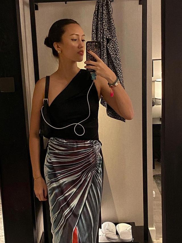 OOTD Nabila Sudiro Putri Pertama Tora Sudiro yang Baru Menikah. [@nabilasudiro]