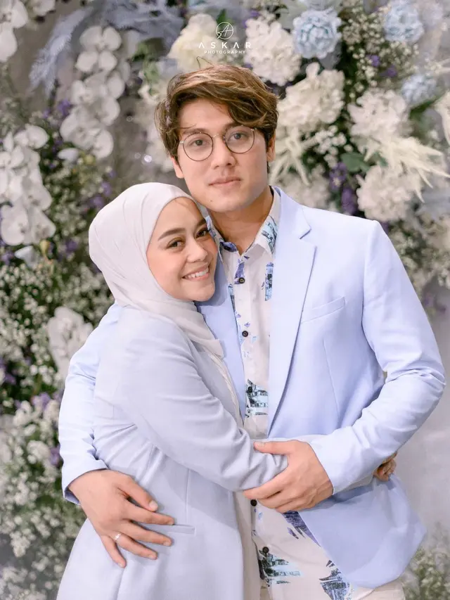 6 Potret Lesty Kejora dan Rizky Billar di ‘The Secret of Leslar’, Perut Buncit Jadi Sorotan