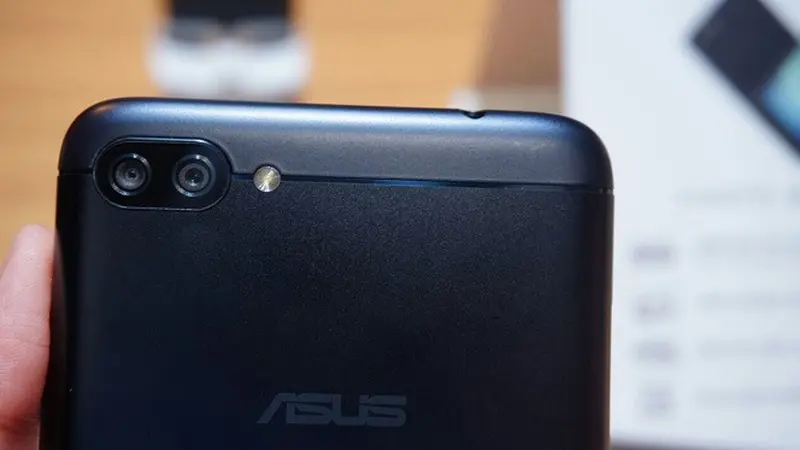 Asus Zenfone 4 Max Pro