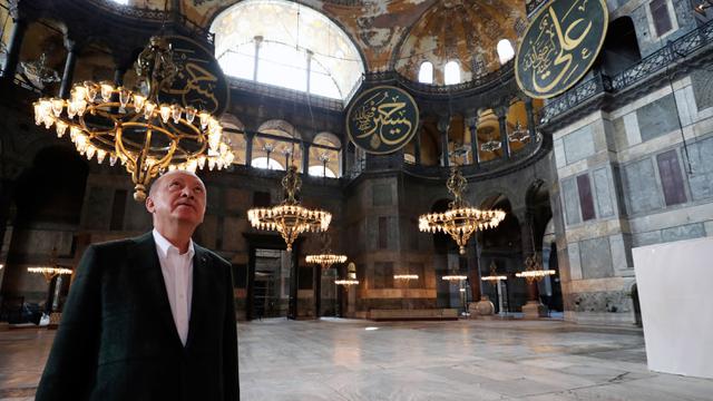Erdogan Berkunjung ke Masjid Hagia Sophia