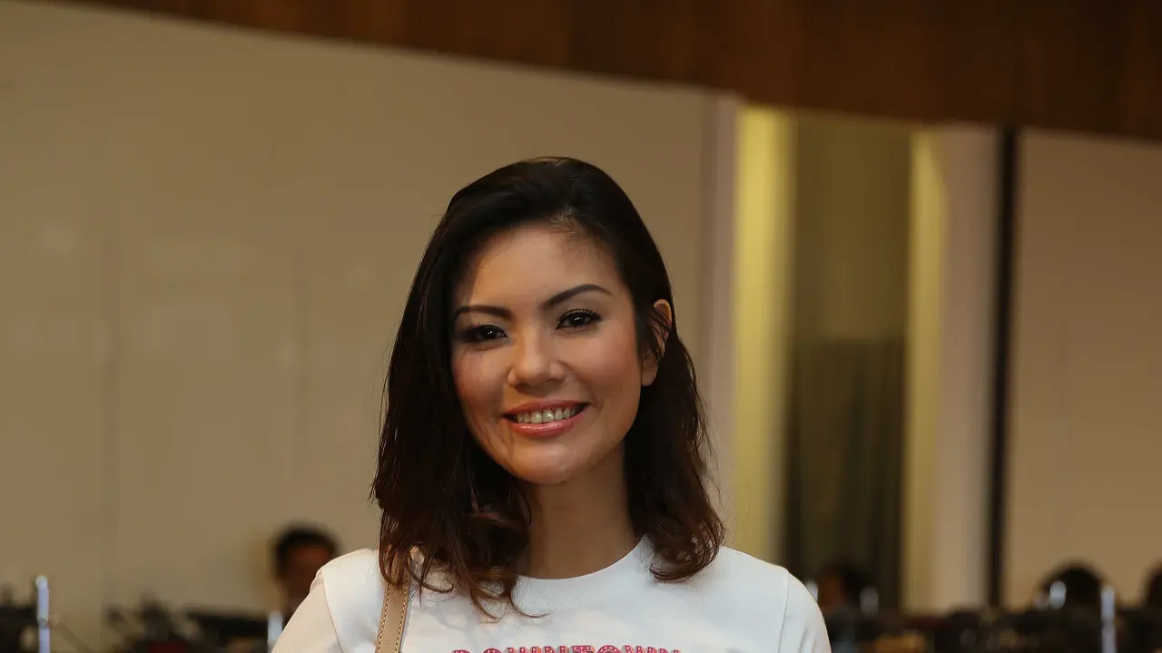 [Bintang] Aline Adita