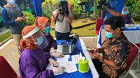 Simulasi vaksinasi Covid-19 di Kota Pontianak. (Foto: Liputan6.com/Aceng Mukaram)
