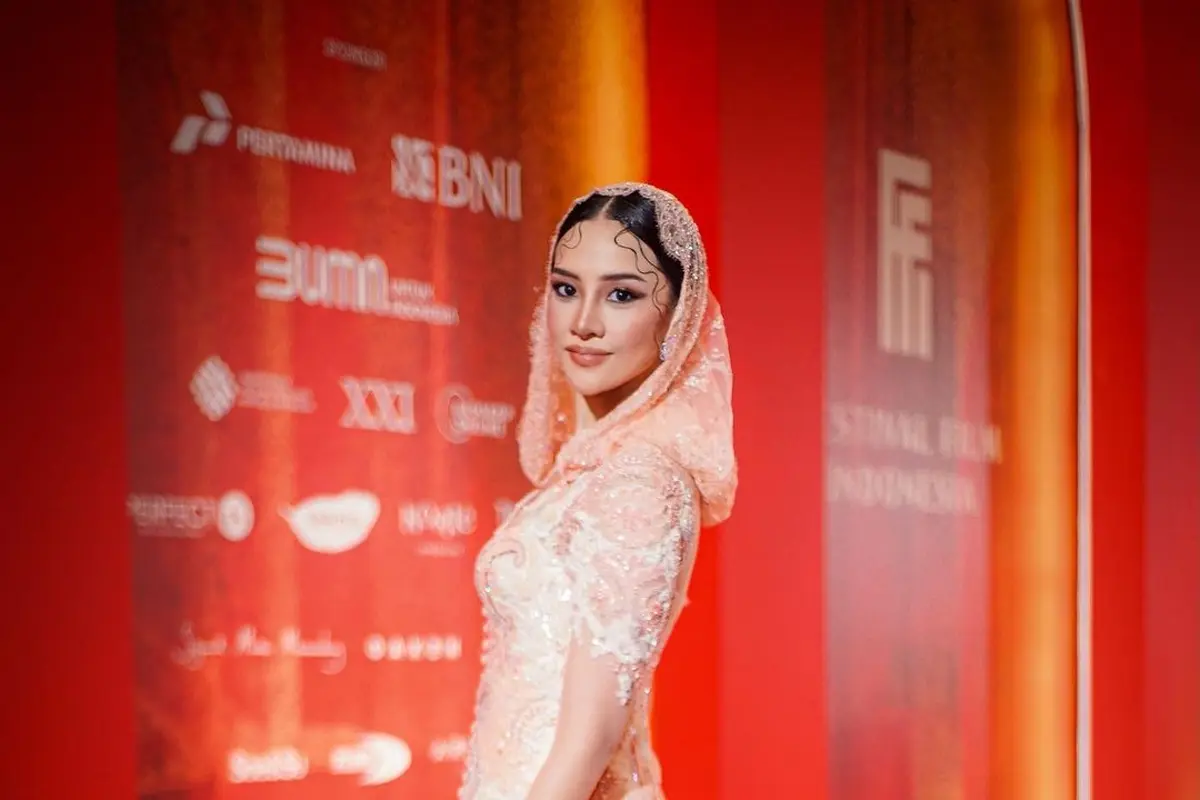 Anya Geraldine