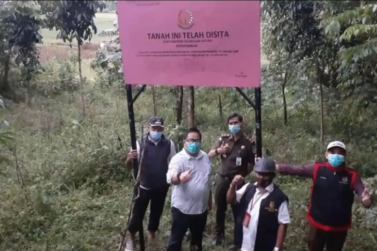 Kejaksaan Agung menyita beberapa aset atas nama tersangka BTS (Benny Tjokrosaputro) terkait kasus Tindak Pidana Korupsi Pengelolaan Keuangan dan Dana Investasi di PT. ASABRI.
