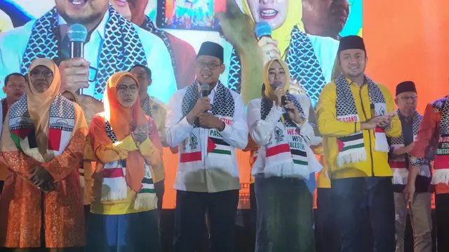 Koalisi Depok Bareng Bareng saat mendeklarasikan pasangan Imam-Ririn maju pada Pilkada Depok 2024, di salah satu hotel kawasan Margonda, Depok.