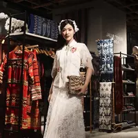 Model Kebaya Modern ala Dara Sarasvati (credit: instagram/darasarasvaati)