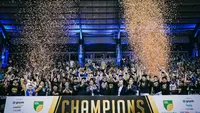 Tim Prawira Bandung menjuarai kompetisi IBL 2023. (Bola.com/Erwin Snaz)