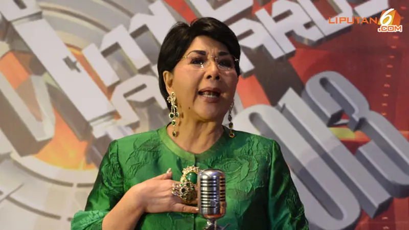 titiek-puspa-130912b.jpg