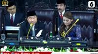 Hillary Brigitta Lasut (kanan) pimpin sidang pengambilan sumpah anggota DPR RI periode 2019--2024 di Jakarta, 1 Oktober 2019. (dok. screenshot Vidio.com)