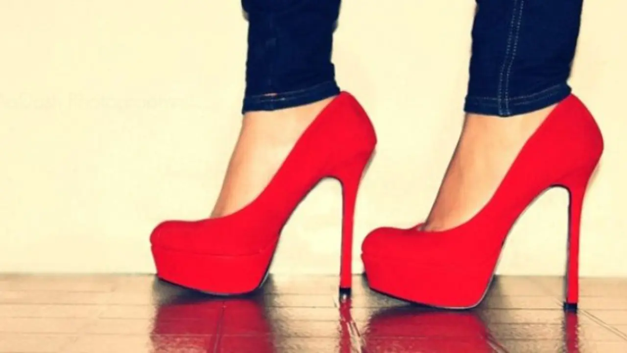 High Heels Bikin Kaki Para Figur Publik Ini Jadi Jelek [1]