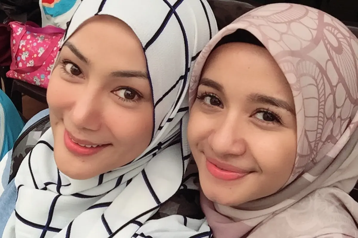 [Bintang] Laudya Cynthia Bella-Erra Fazira