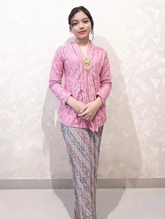 Jarang tersorot, Raihana Zemma Gunawan, anak kedua Sahrul Gunawan ternyata seorang Puteri Remaja Batik DKI Jakarta 2023. [Instagram/raihana_zemma]