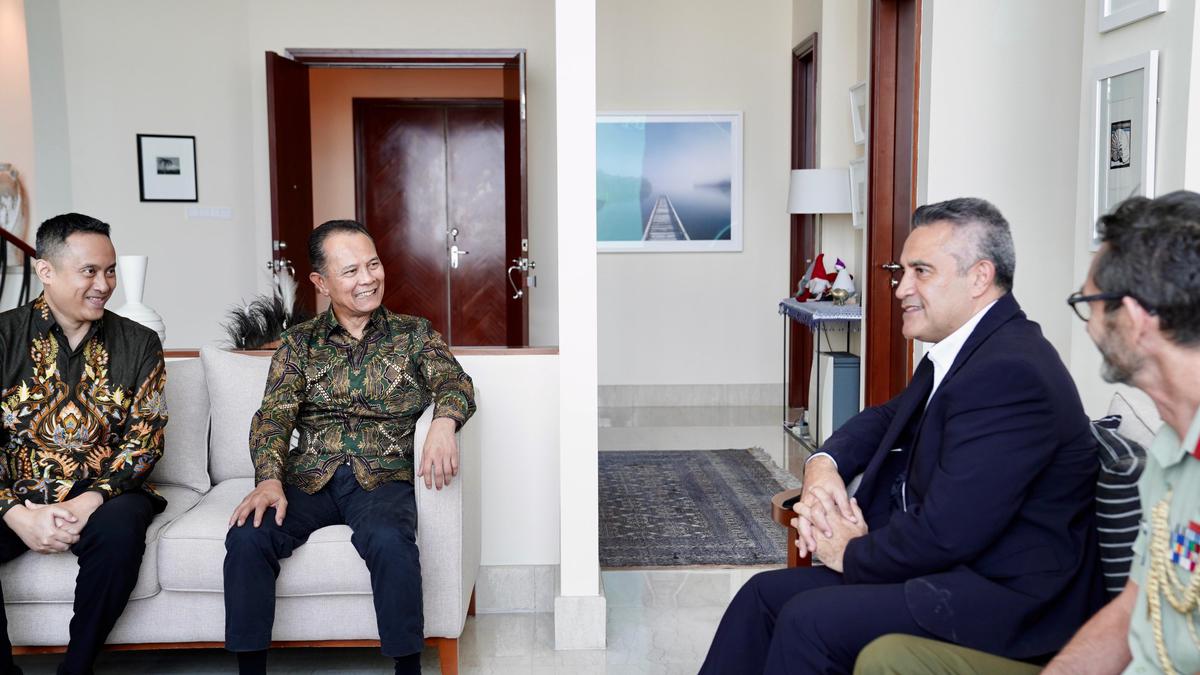 Dubes Selandia Baru Undang Kasum TNI, Sampaikan Apresiasi Terkait Pembebasan Pilot Philip Mark Mehrtens