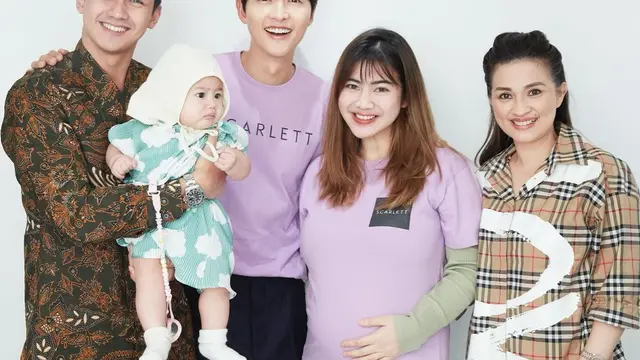 6 Potret Felicya Angelista dan Caesar Hito Bersama Idol K-Pop, Bikin Iri Netizen
