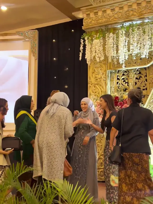 Mulan Jameela dan Safeea (Instagram/mulanjameela1)