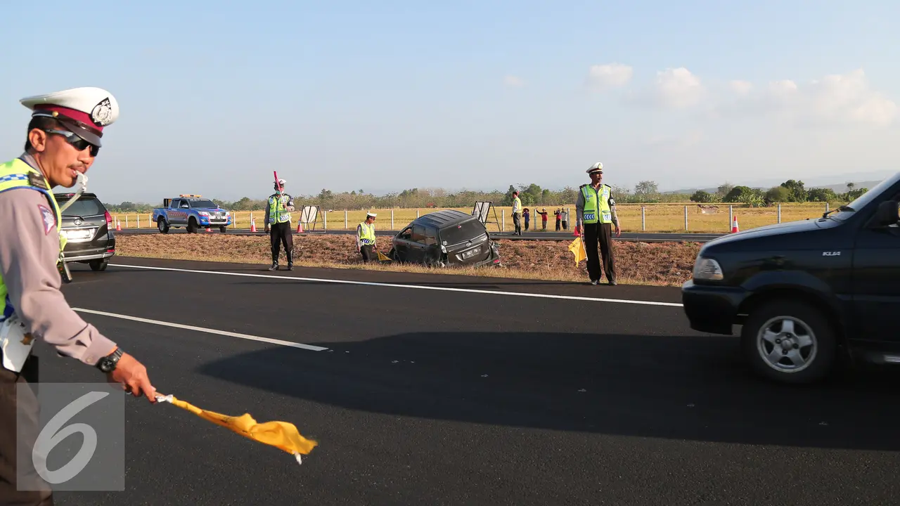 20150713-Kecelakaan di Tol Cipali-Jabar