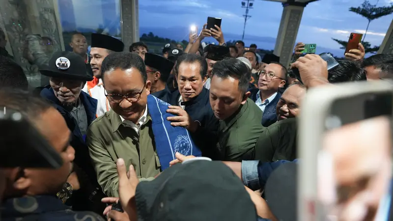 Calon Presiden nomor urut 1 Anies Baswedan berkampanye di Ternate, Jumat, (26/1/2024).