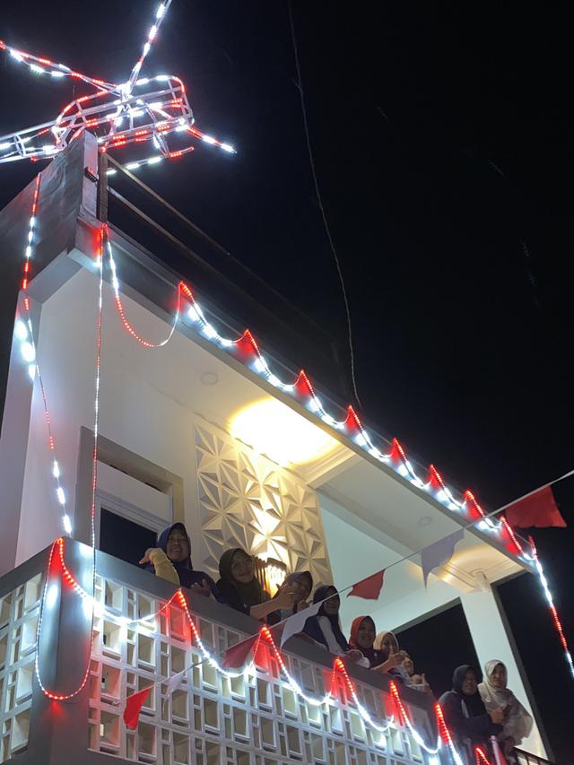 6 Potret Dekorasi Agustusan Unik tapi Nyeleneh, Totalitas Sambut HUT RI