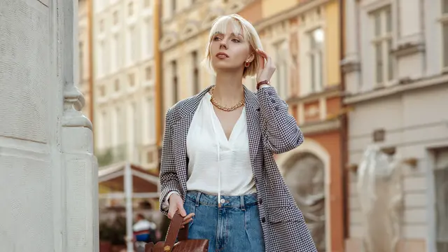 ilustrasi jenis outfit/Victoria Chudinova/shutterstock