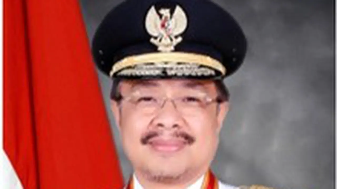 Nur Alam