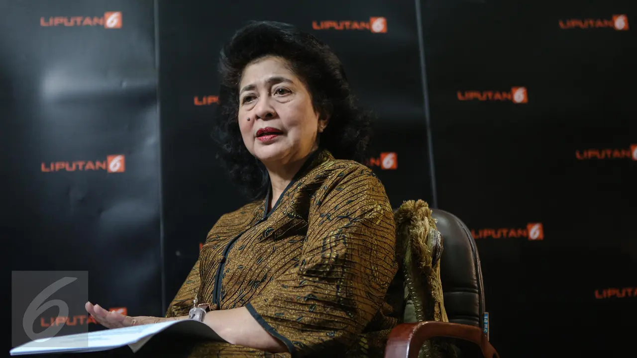 20150630-Curhatan Menkes Nila Moeloek Kepada Liputan6.com-Jakarta-Nila F Moeloek 5