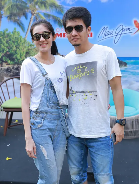 "Apa yang membuat aku mau pacaran dengan dia ya? Aku lihat sosoknya Dimas ya. kebetulan saya juga sudah nggak mau pacaran lagi. Aku sudah punya target menikah," tutur Dhini. (dok. Bintang.com)