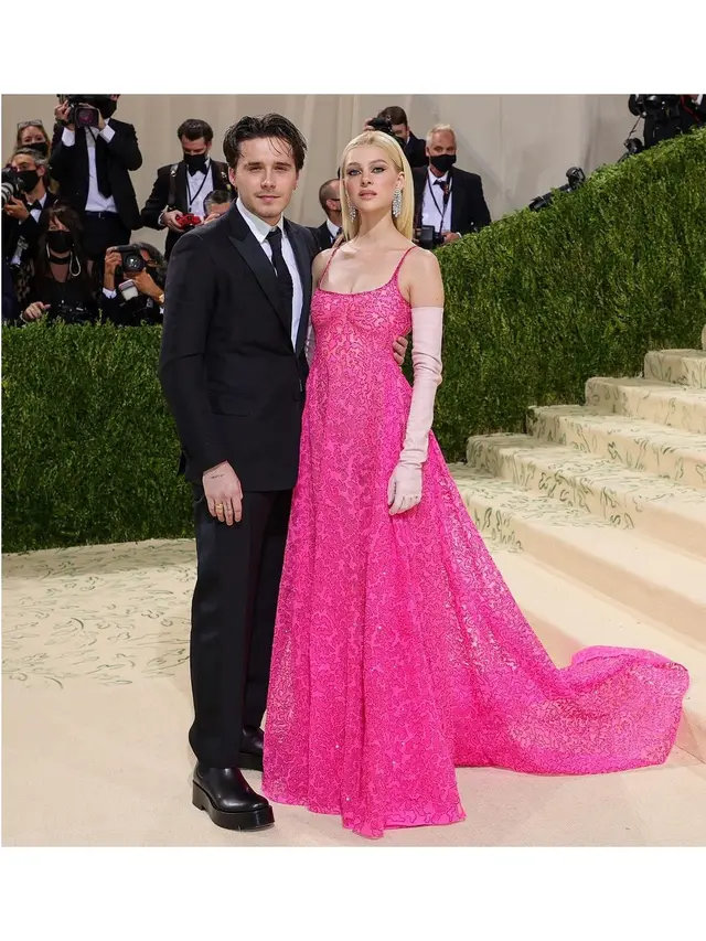 Resmi Menikah, Ini 6 Potret Perjalanan Cinta Brooklyn Beckham dan Nicola Peltz