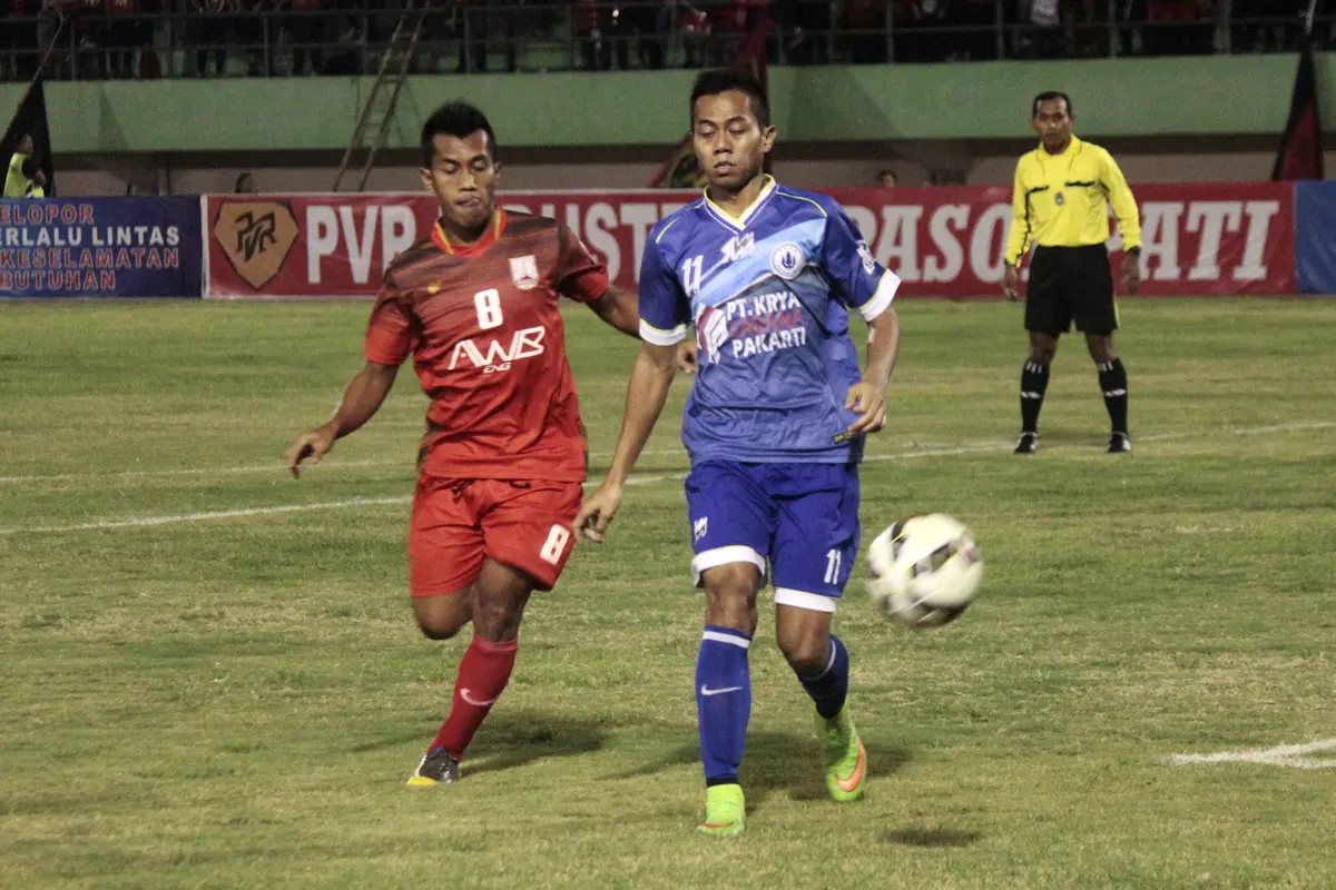 Persis Solo