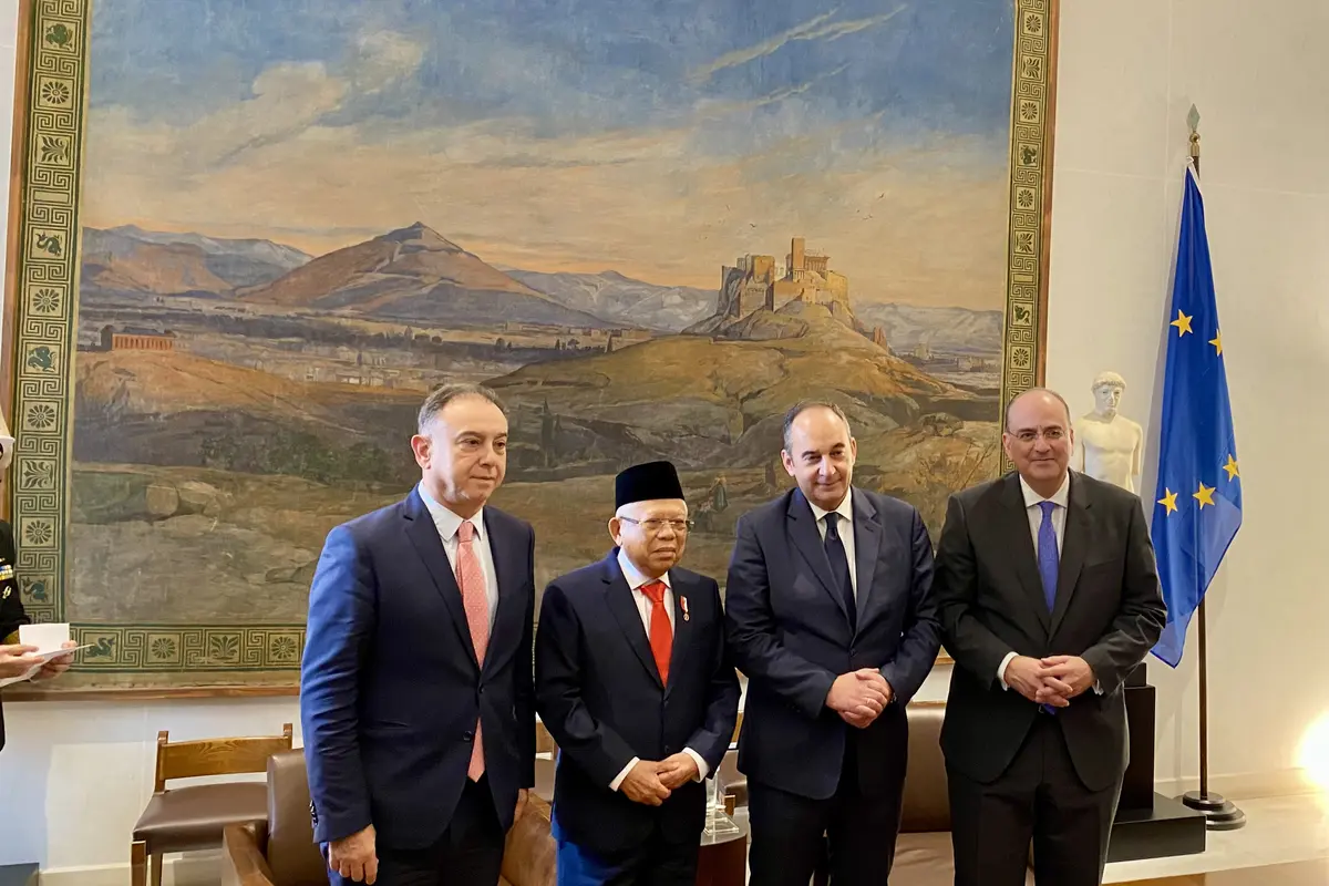 Wapres Ma'ruf Amin Gelar Pertemuan dengan Pemimpin Parlemen Yunani di Athena