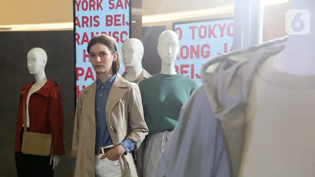 Koleksi LifeWear 2022 dalam Instalasi UNIQLO City