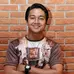 Deva Mahenra adalah aktor dan presenter Indonesia 