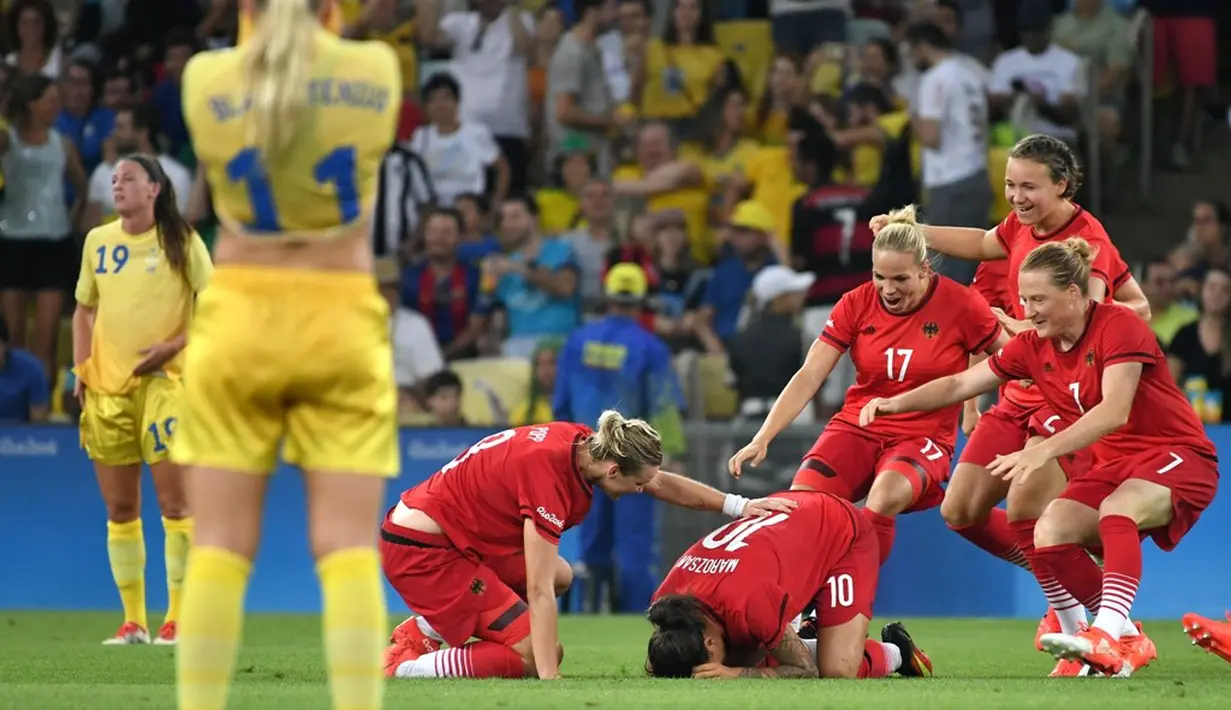 Timnas sepak bola putri Jerman meraih kemenangan 2-1 atas Swedia pada partai final Olimpiade Rio 2016 di Stadion Maracana, Sabtu (20/8/2016) dini hari WIB. (AFP/LuisAcosta)