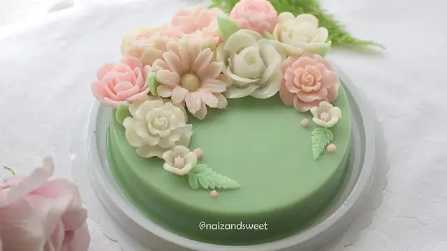Cantiknya Bunga Warna-Warni di Menu Kreasi naiz and sweet, Bikin Gemes!