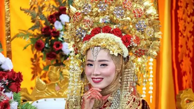 Pakaian Pernikahan Adat Minangkabau