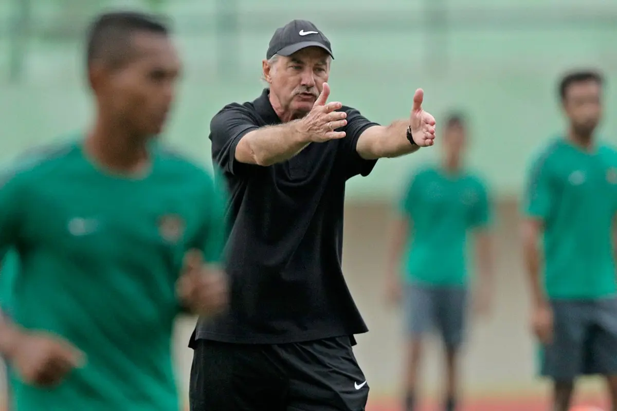 Alfred Riedl