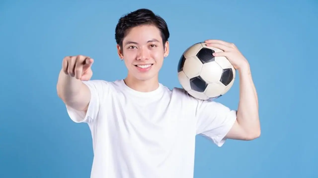 Habis Main Bola, Tetap Pede! Ini 3 Langkah Grooming Praktis untuk Pria